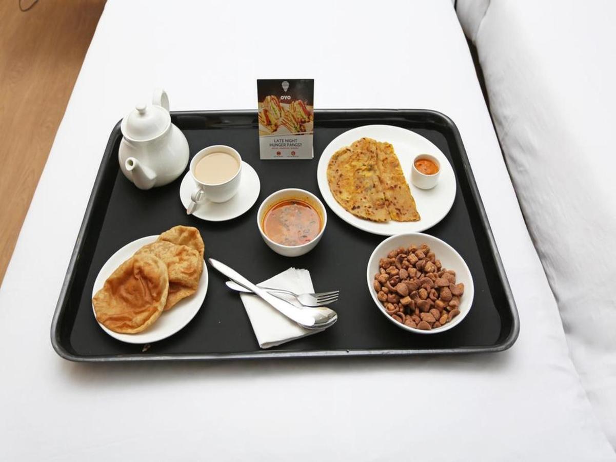 Oyo 60609 Hotel Tanushree Rampurhat Экстерьер фото