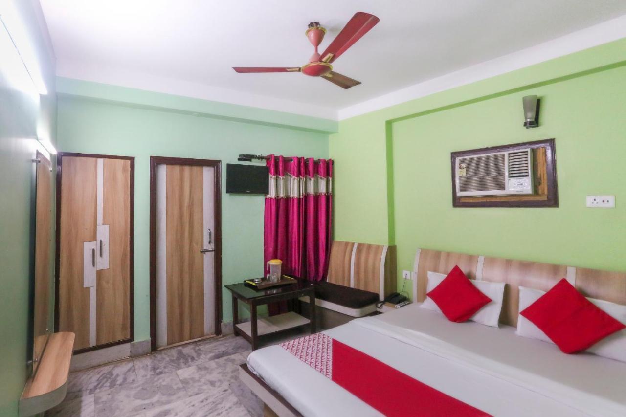 Oyo 60609 Hotel Tanushree Rampurhat Экстерьер фото